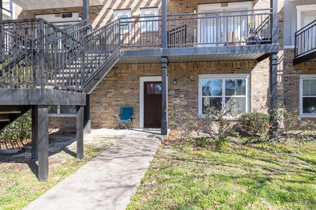 1725 Harvey Mitchell Parkway - Photo 1