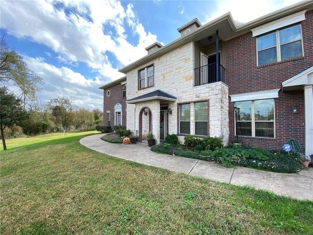 129 Forest Dr - Photo 1