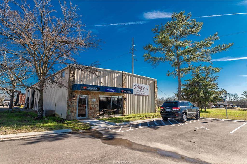 5918 State Highway 21 - Photo 1