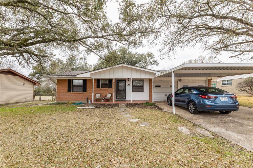 2606 Morris Lane - Photo 1
