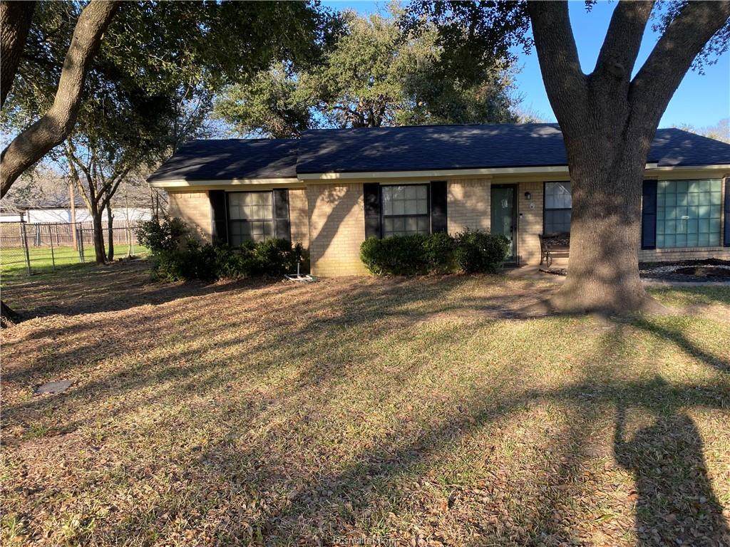1 Willow Drive - Photo 1
