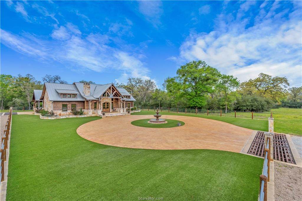 654 Navasota Ridge - Photo 1