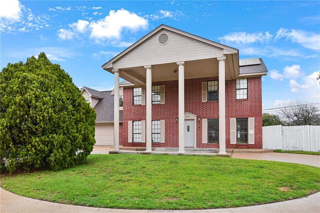 2605 Briar Oaks Drive - Photo 1
