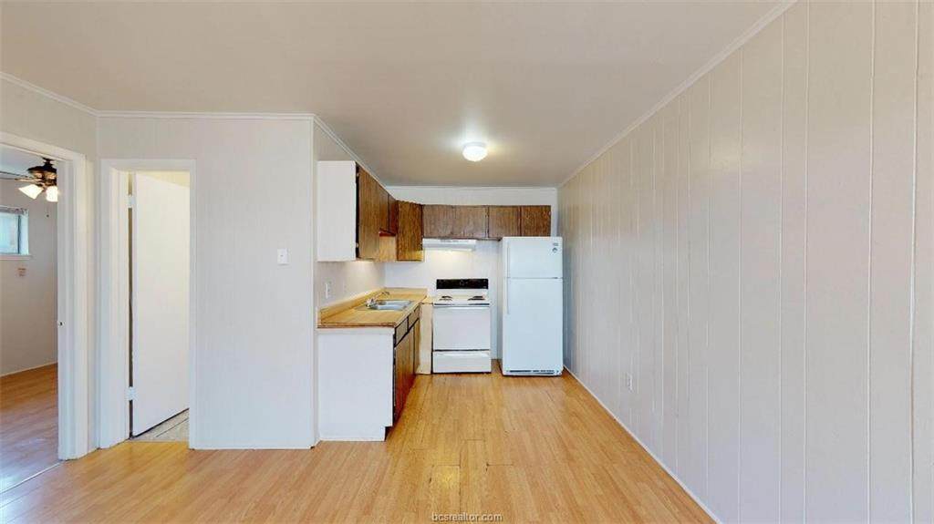 213 Ehlinger Drive - Photo 1