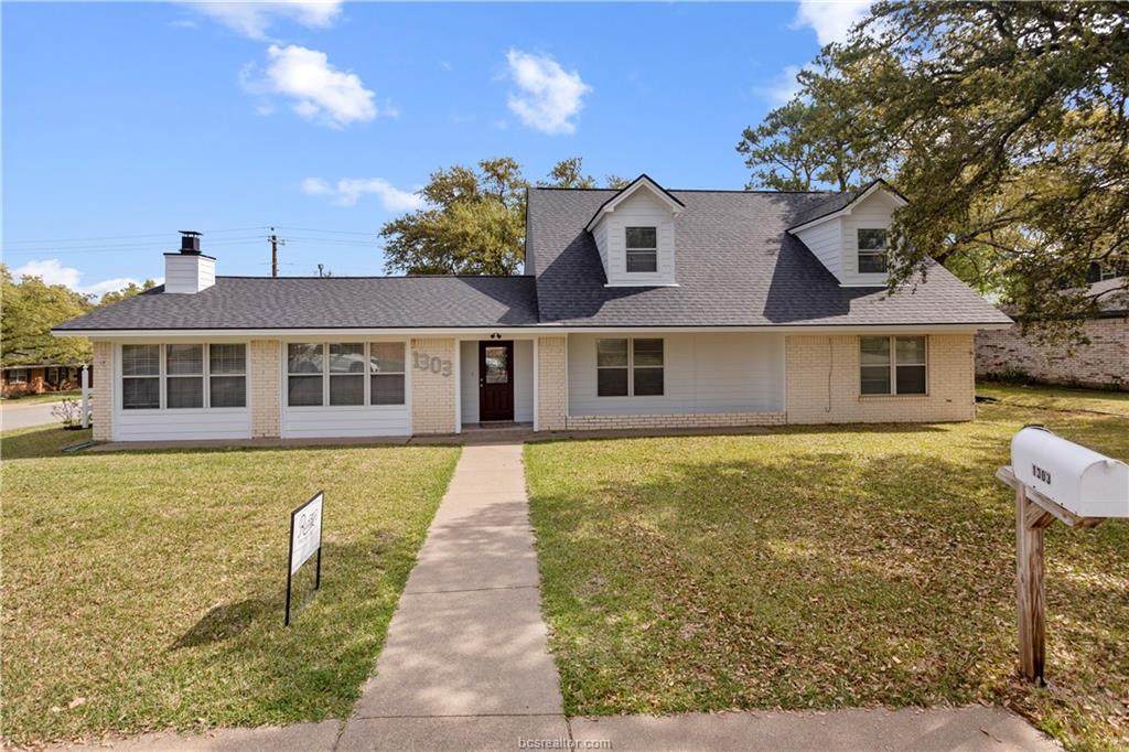 1303 Langford Street - Photo 1