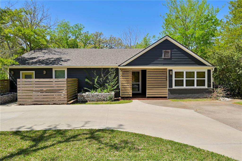 1108 Ashburn Avenue - Photo 1