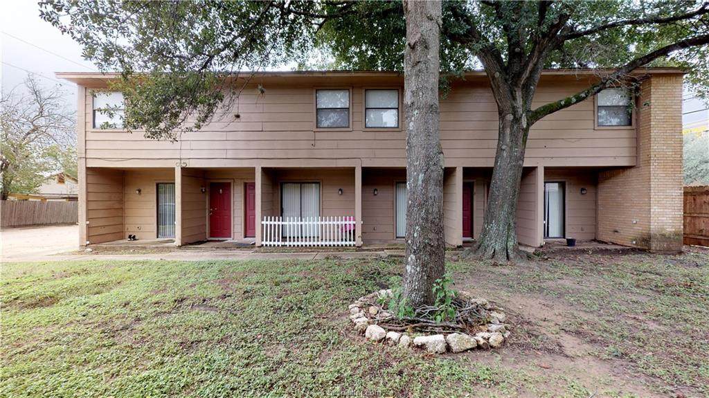 202 Lincoln Avenue - Photo 1