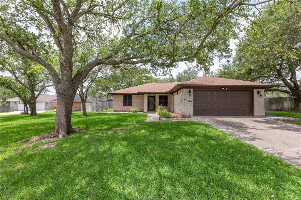 4004 Warwick Lane - Photo 1