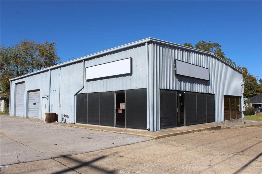410 West Carson Street - Photo 1
