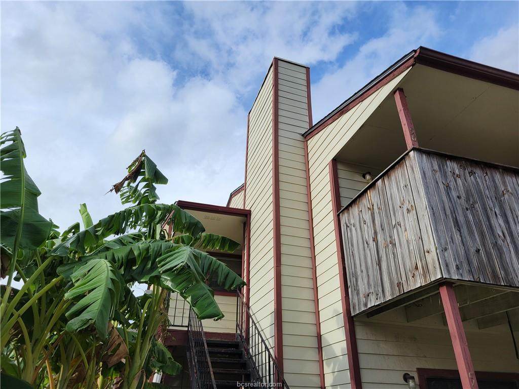 1107 Verde Drive - Photo 1