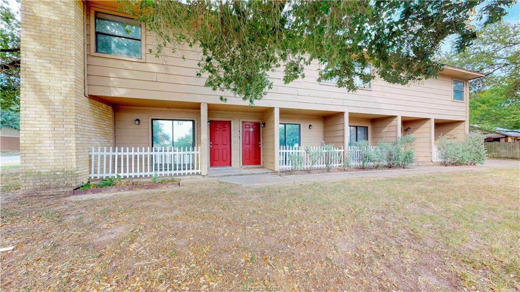 200 Lincoln Avenue - Photo 1