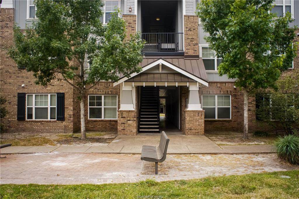 1725 Harvey Mitchell Parkway - Photo 1