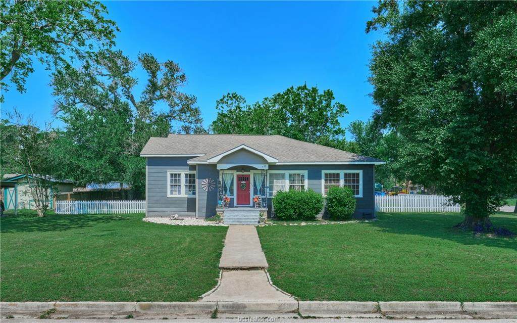 615 Leon Street - Photo 1