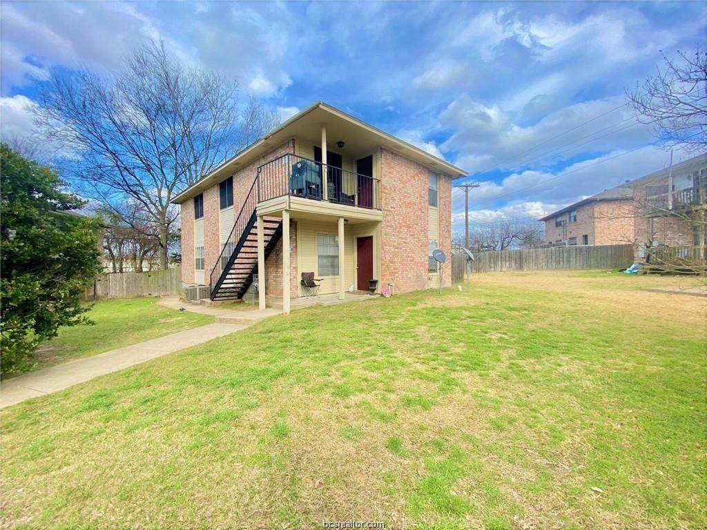 403 Park Road - Photo 1
