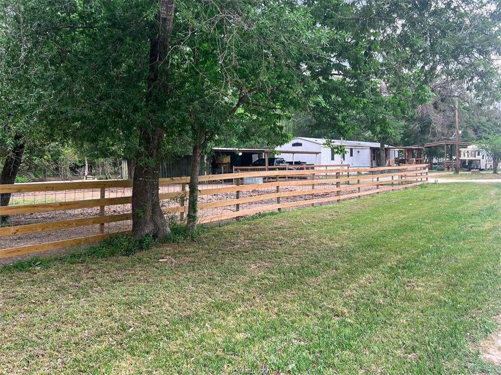 205 Wilkison Way - Photo 1