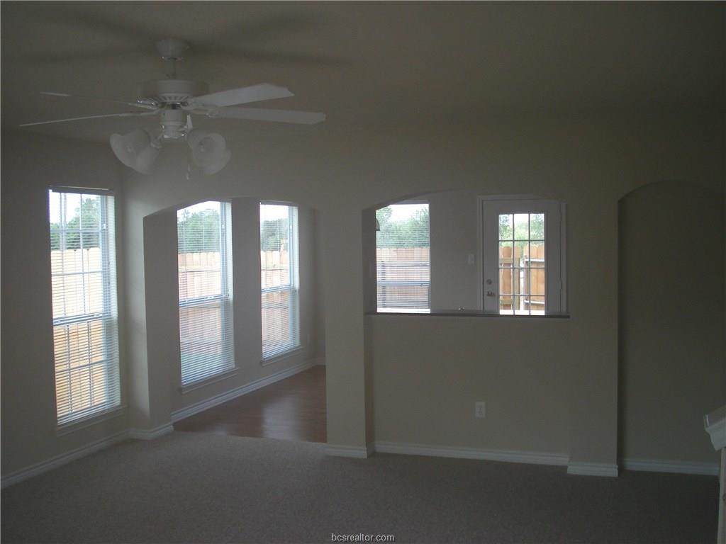 513 Camp Court - Photo 1