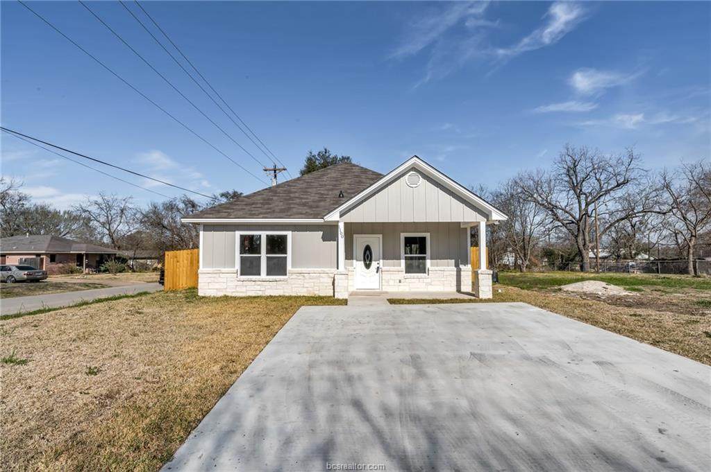 1403 Lincoln Street - Photo 1