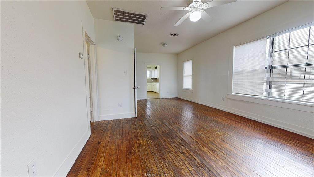 1501 South College Avenue - Photo 1