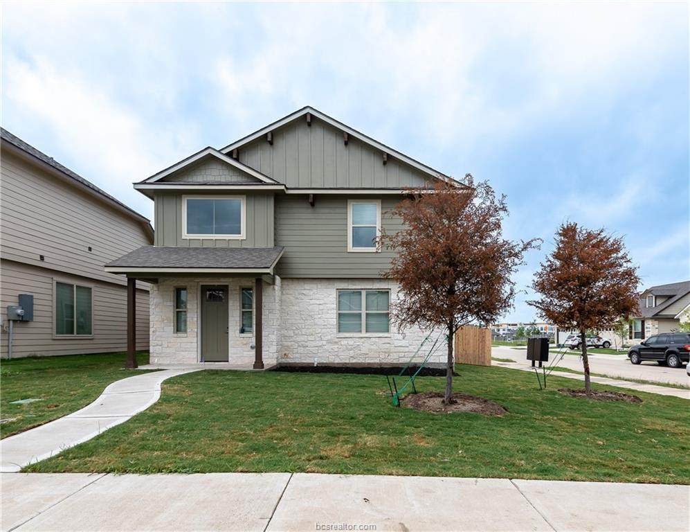 800 Mineral Wells Lane - Photo 1