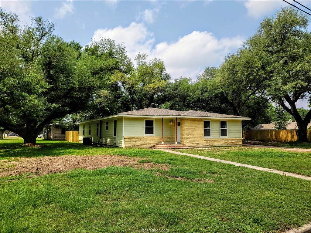 1208 Willow Street - Photo 1