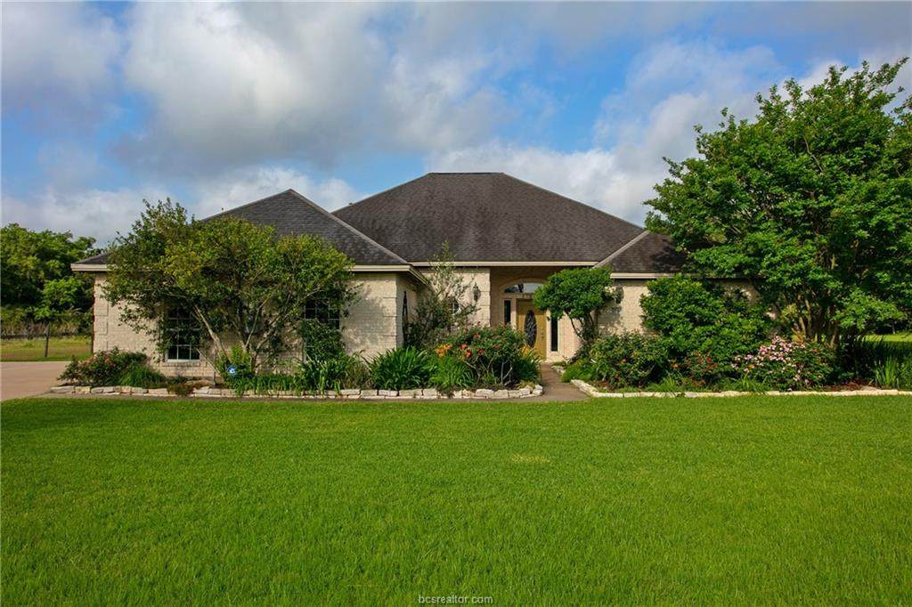 7330 Planters Loop - Photo 1