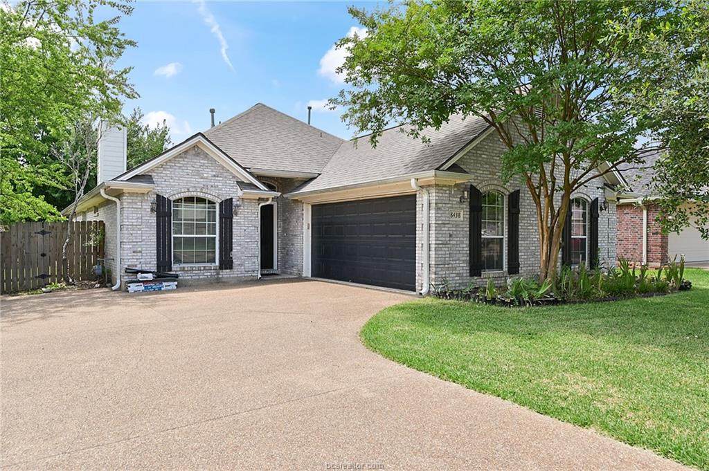 8438 Lauren Drive - Photo 1
