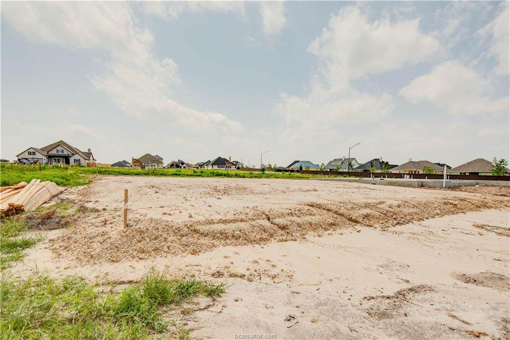4304 Fox River Lane - Photo 1