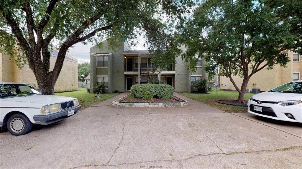 307 Manuel Drive - Photo 1