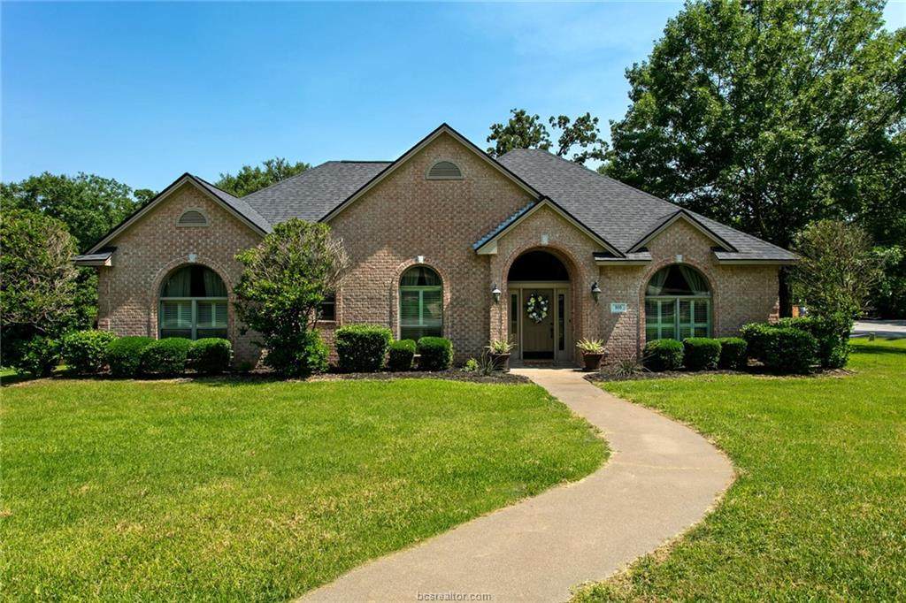 909 Copperas Dr - Photo 1