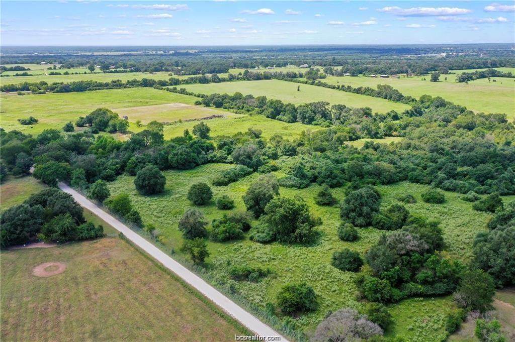 12197 Batson - Photo 1