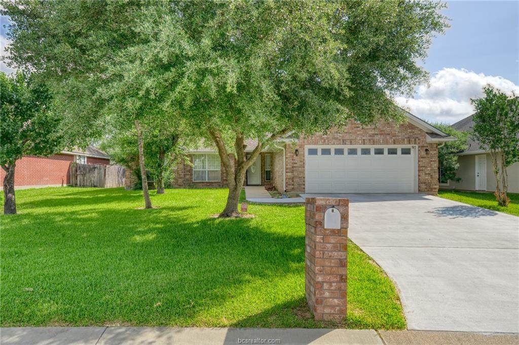 318 Landsburg Lane - Photo 1