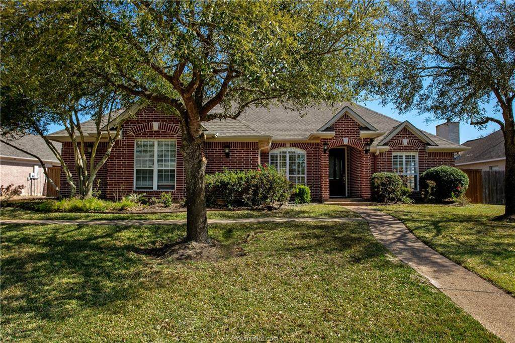 719 Royal Adelade Drive - Photo 1