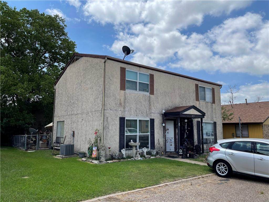 1923 Pine Tree Drive - Photo 1