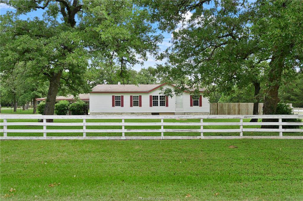 9567 Elmo Weedon Road - Photo 1