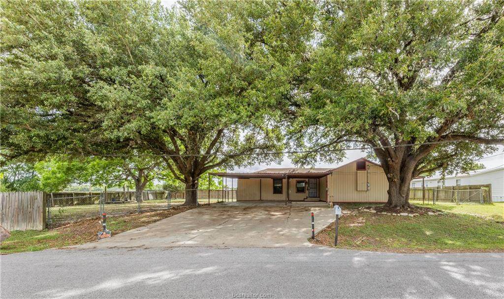 926 Millican Street - Photo 1