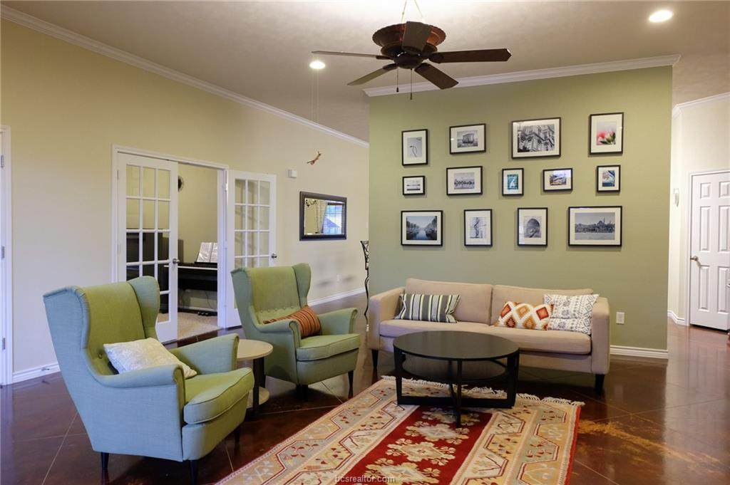 1515 Bluefield Court - Photo 1