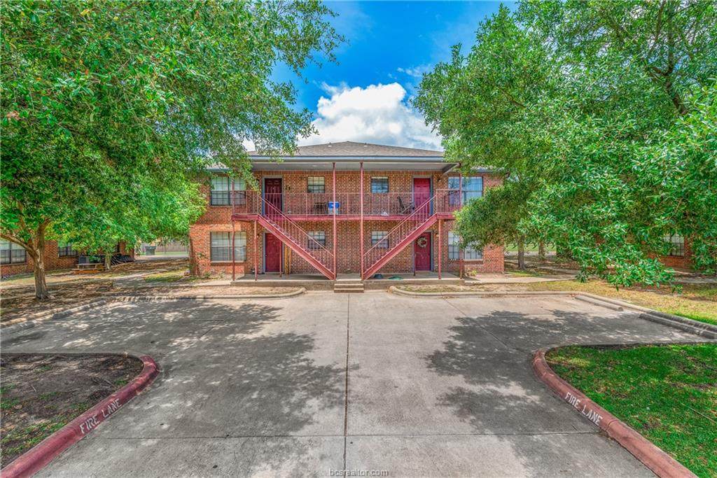 1808 Woodsman Drive - Photo 1