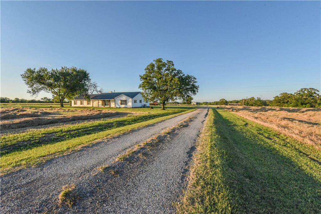 8187 Fm 3058 - Photo 1
