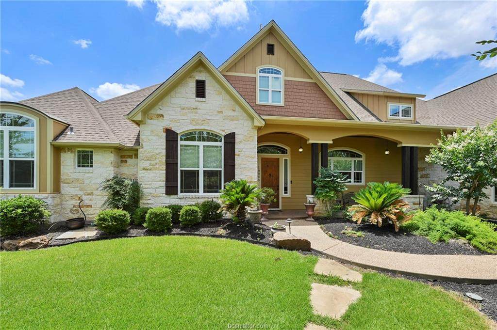 18064 Martingale Court - Photo 1