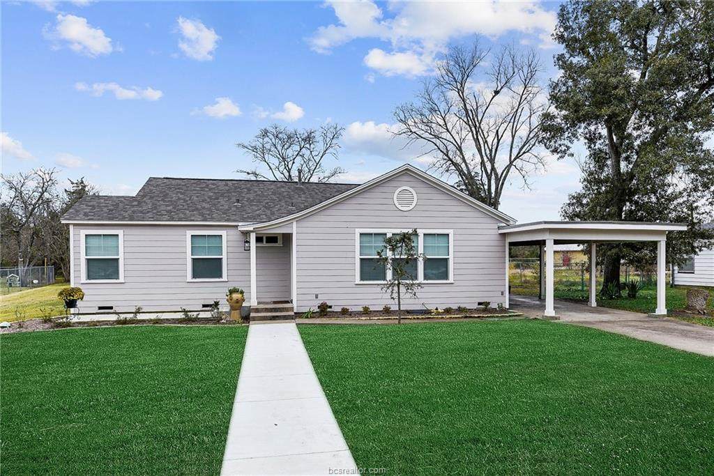 737 Garden Acres Boulevard - Photo 1