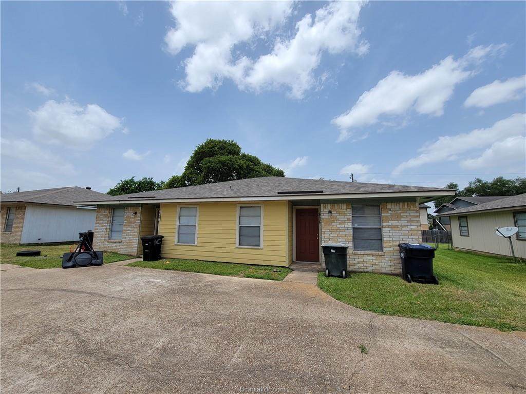 817/819 San Saba Drive - Photo 1