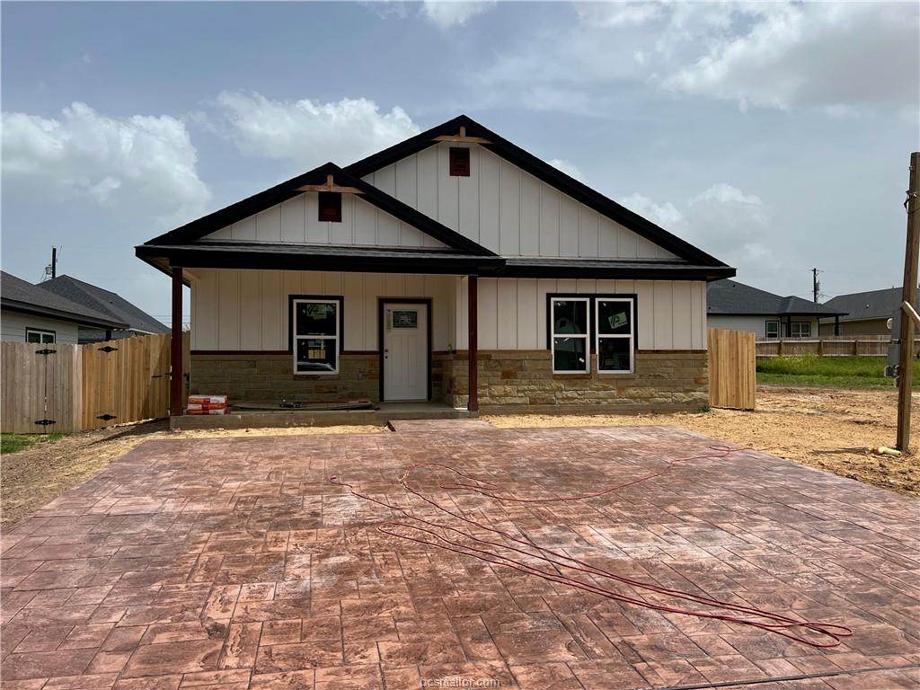 1211 Henderson Street - Photo 1