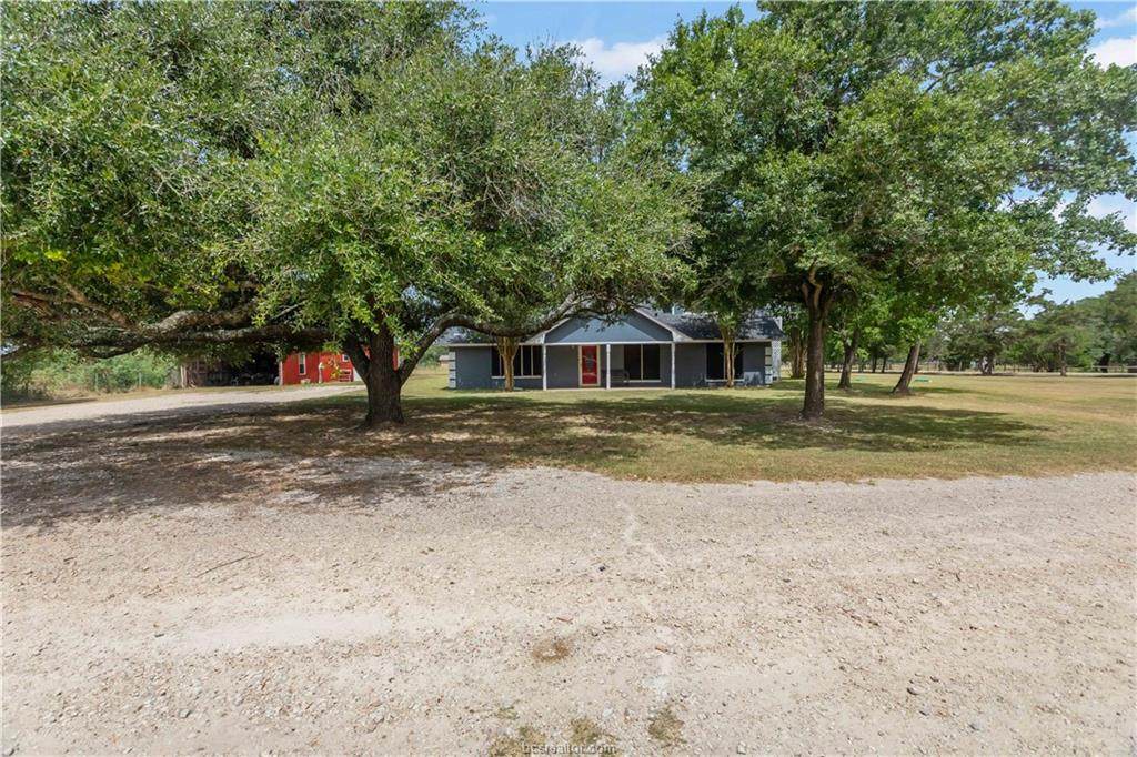 9812 Runaway Road - Photo 1