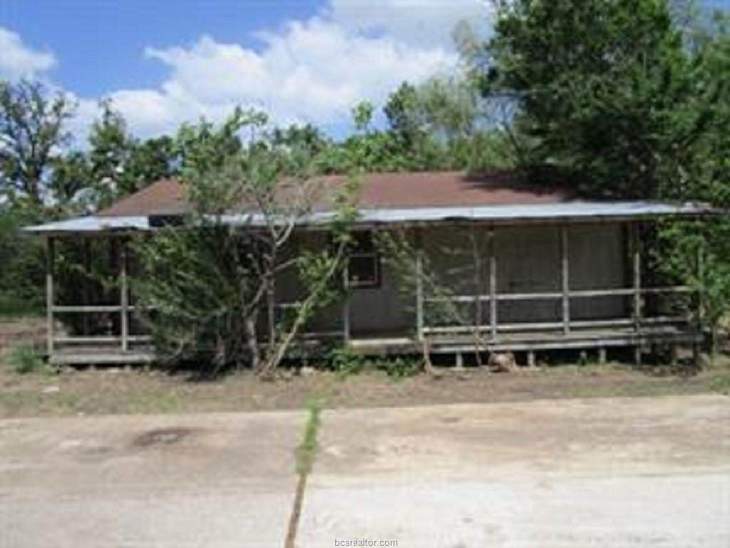 2870 Bob Mathews Street - Photo 1