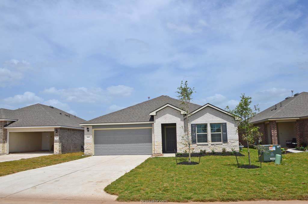 2423 Mulligan Ln - Photo 1
