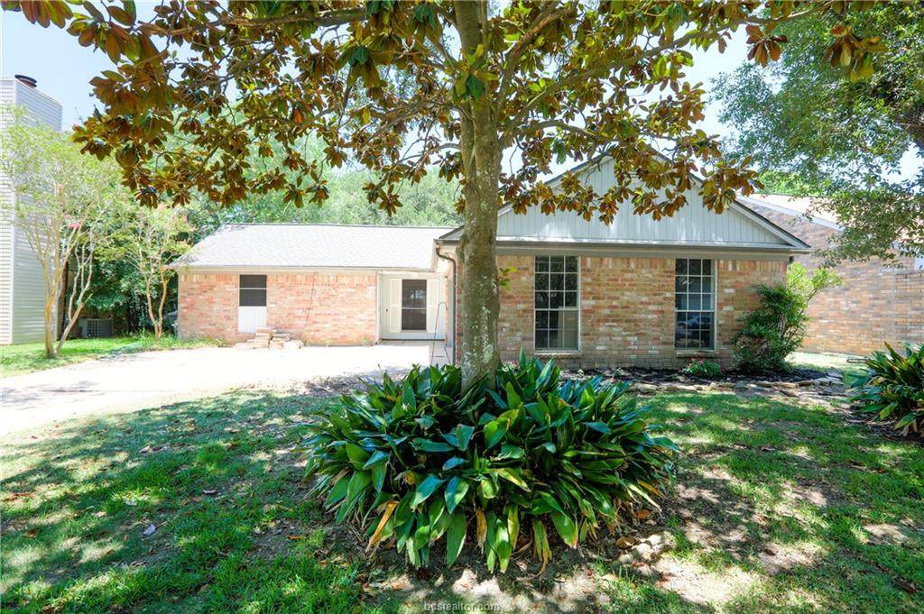 18046 Garden Manor Drive - Photo 1