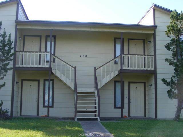 710 Wellesley Court - Photo 1