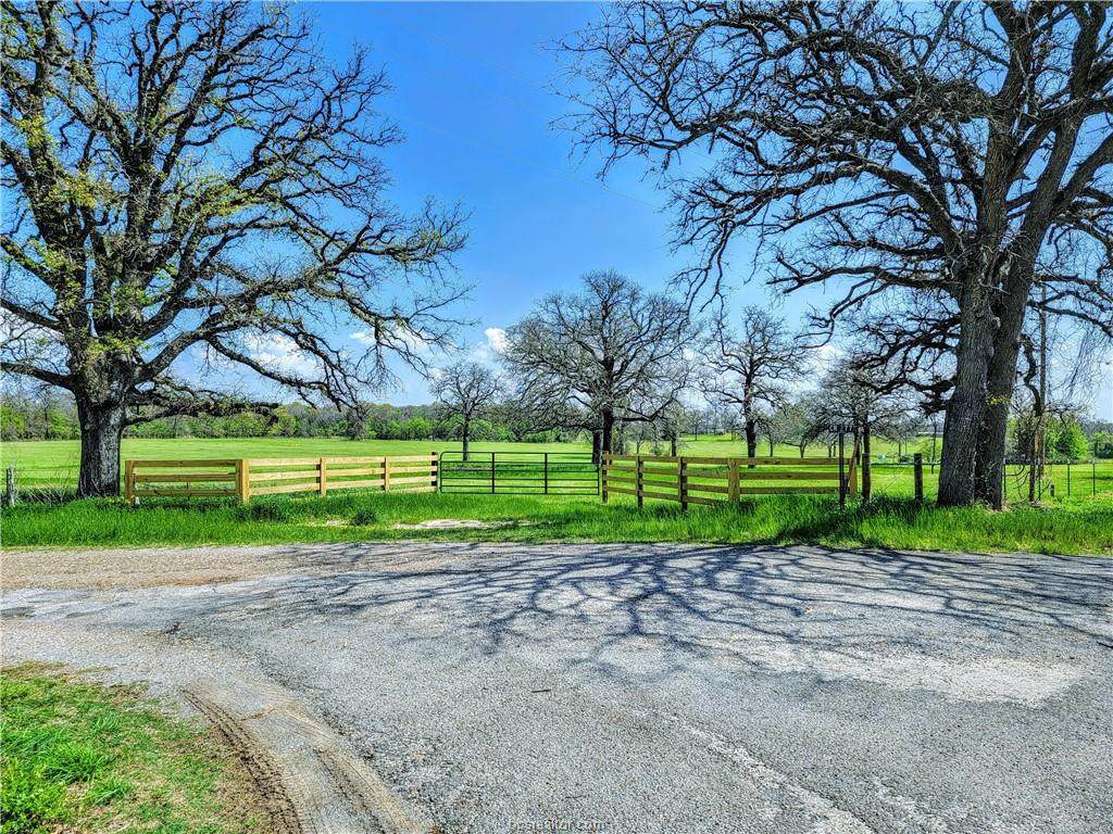 102 Cr 277 County Road - Photo 1