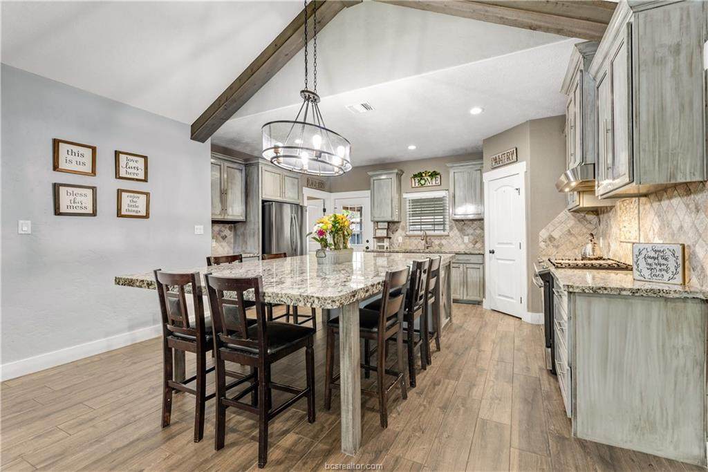 2102 Cary Circle - Photo 1