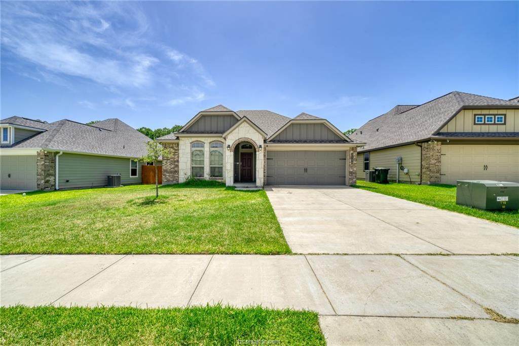 2106 Polmont Drive - Photo 1